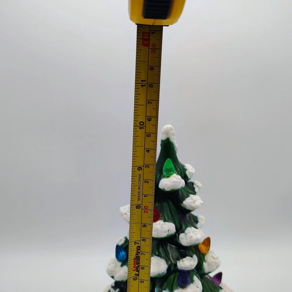 Vintage LIGHT-UP CHRISTMAS TREE Ceramic Snow-Tipped 10